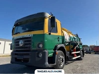 VW 17-230 2020 com Equipamento Combinado 13m³ Bertolini